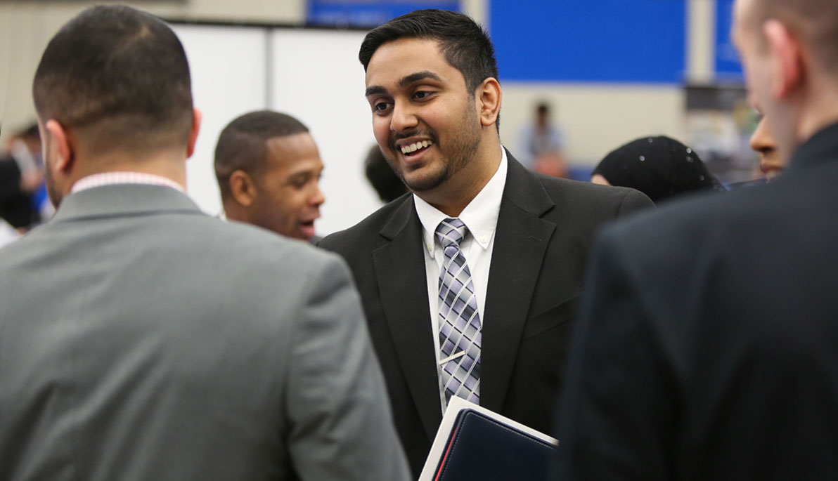 5 Ways to Gain Leadership Experience 5 Ways to Gain Leadership Experience