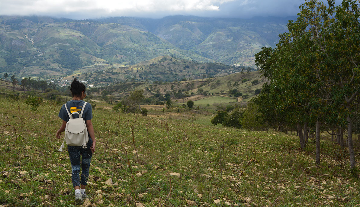 NYIT student hiking in Carmonial in the Dominican Republic.