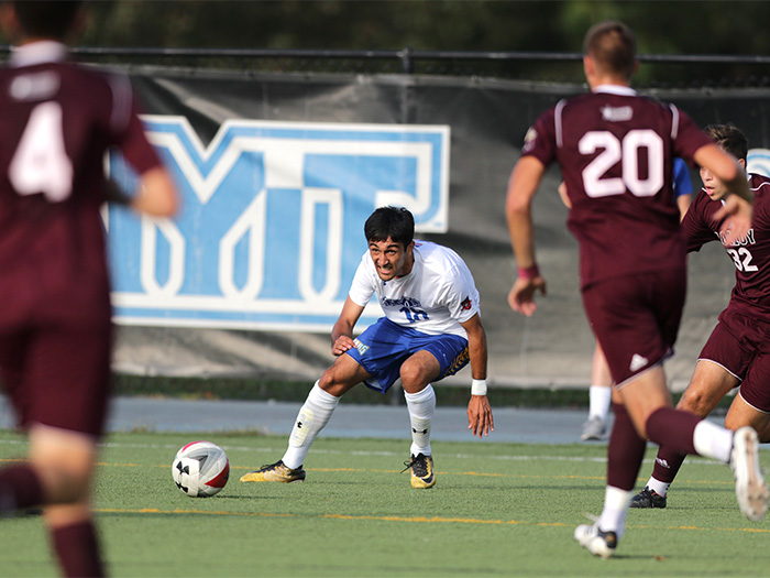 NYIT soccer player Xavi Senlik