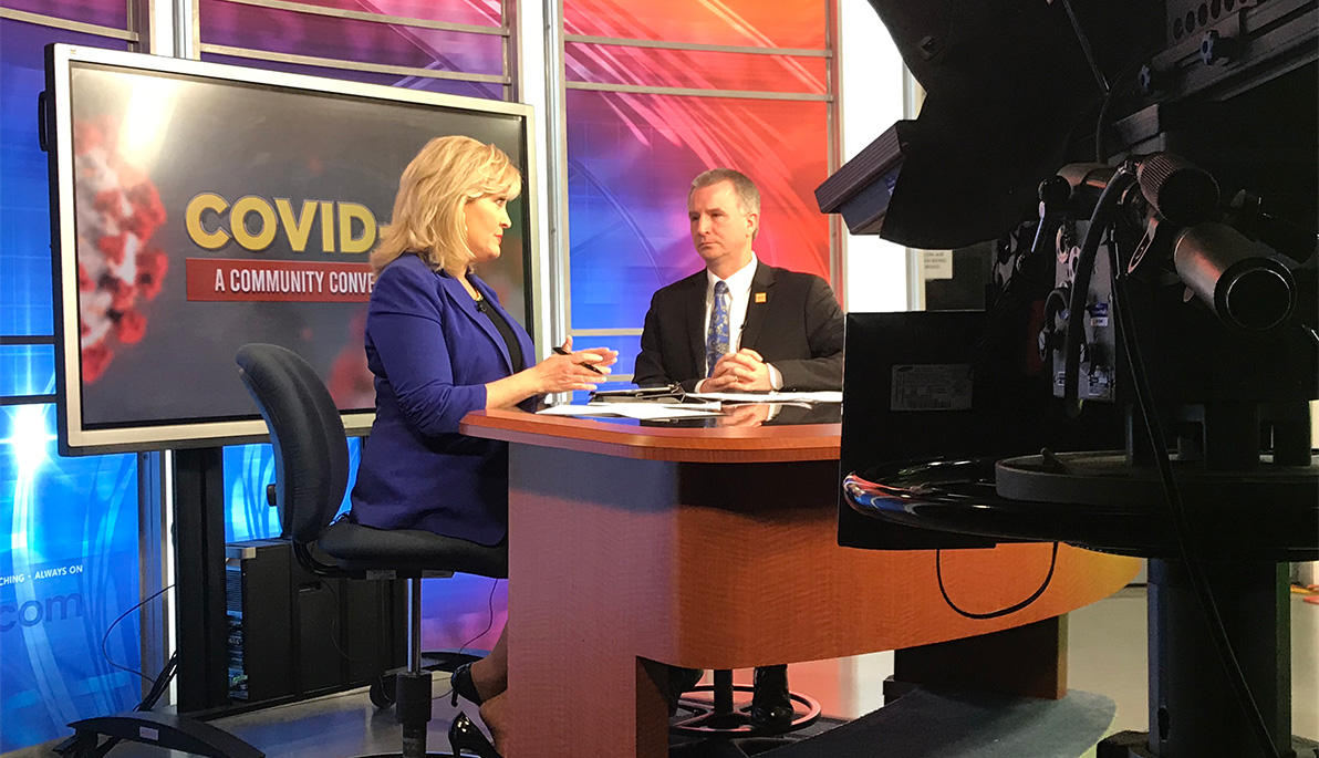  NYITCOM-Jonesboro Dean Shane Speights, D.O., on set with Diana Davis of KAIT Region 8 News. 