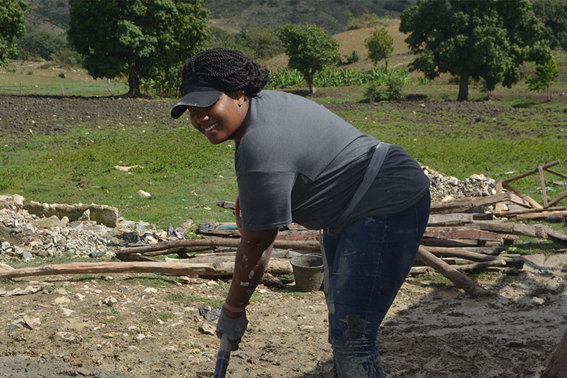 Miranda VanOmmeran, senior advising specialist at the Advising and Enrichment Center at NYIT, hard at work.