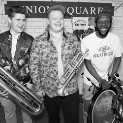 Too Many Zooz